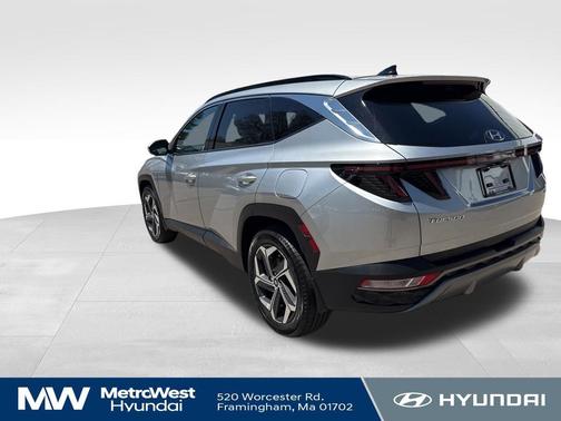 Shimmering Silver 2023 Hyundai TUCSON Limited