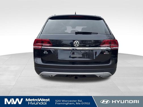 Deep Black 2019 Volkswagen Atlas 3.6L SE w/Technology