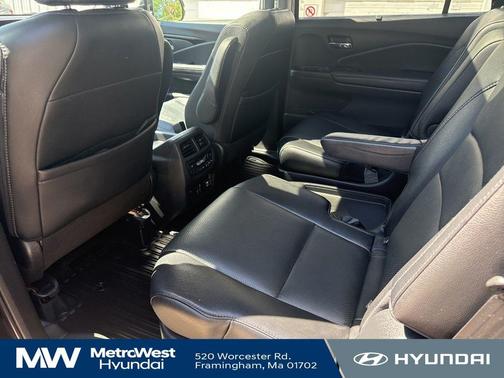 Crystal Black Pearl 2020 Honda Pilot AWD Elite