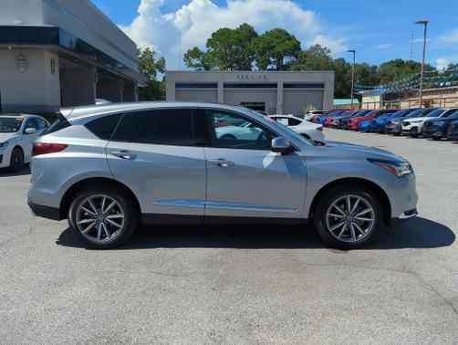 Lunar Silver Metallic 2023 Acura RDX