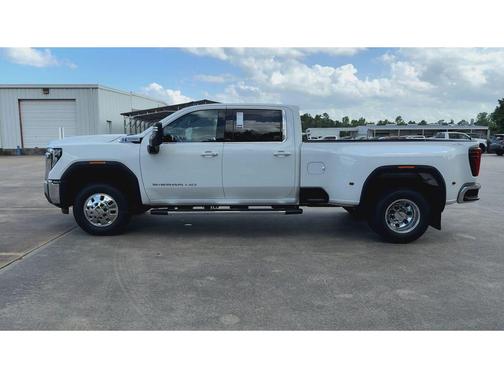 2025 GMC Sierra 3500 SLE