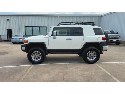 2013 Toyota FJ Cruiser Base