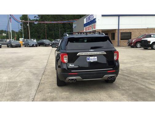 2022 Ford Explorer Platinum