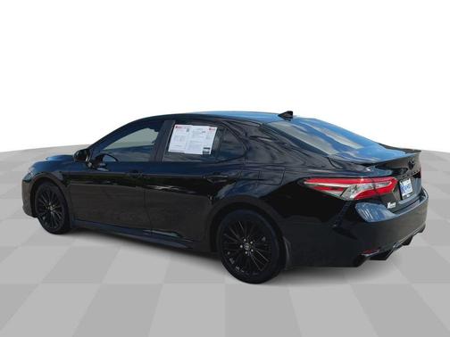 2020 Toyota Camry SE Nightshade