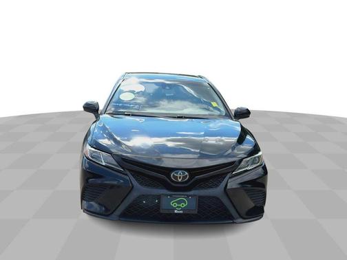 2020 Toyota Camry SE Nightshade
