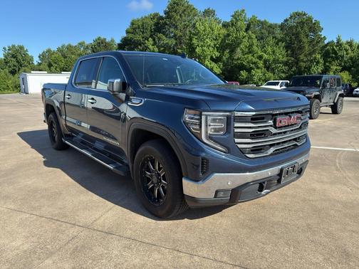 2022 GMC Sierra 1500 SLT