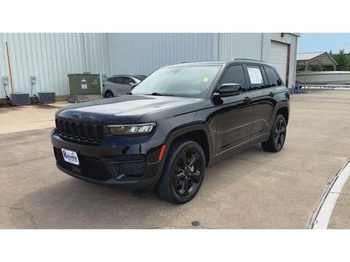 2023 Jeep Grand Cherokee Altitude