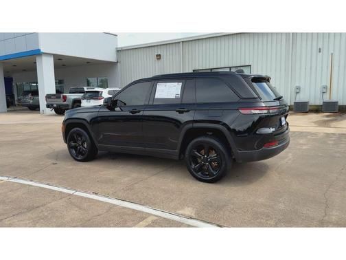 2023 Jeep Grand Cherokee Altitude