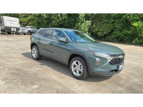 2025 Chevrolet Trax LS