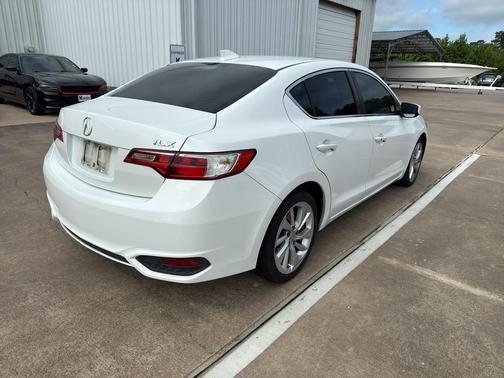 2016 Acura ILX Technology Plus Package