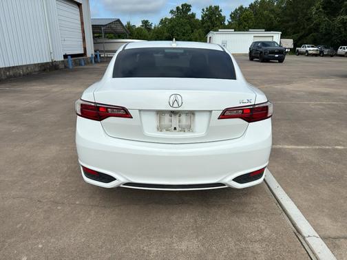 2016 Acura ILX Technology Plus Package