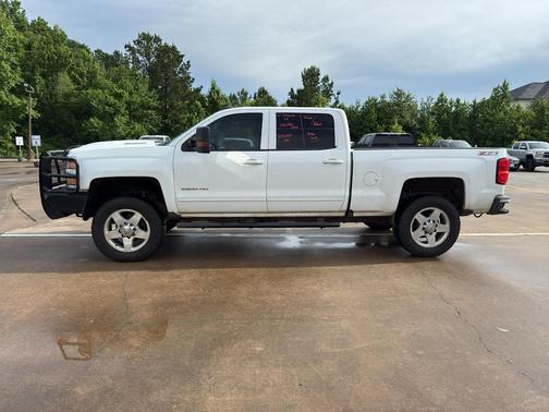 2017 Chevrolet Silverado 2500 LT
