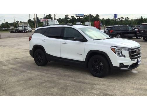 2023 GMC Terrain AT4