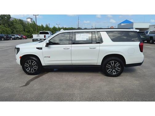 2021 GMC Yukon XL AT4