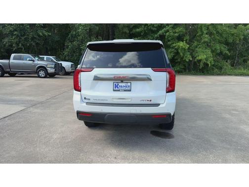2021 GMC Yukon XL AT4