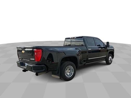 2024 Chevrolet Silverado 3500 High Country