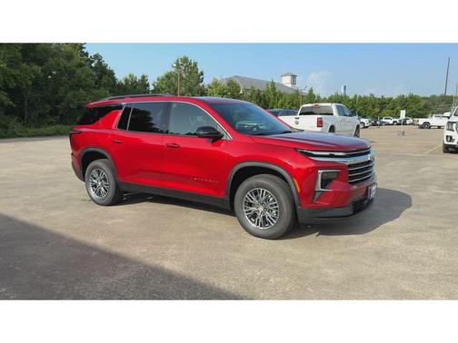 2025 Chevrolet Traverse LT