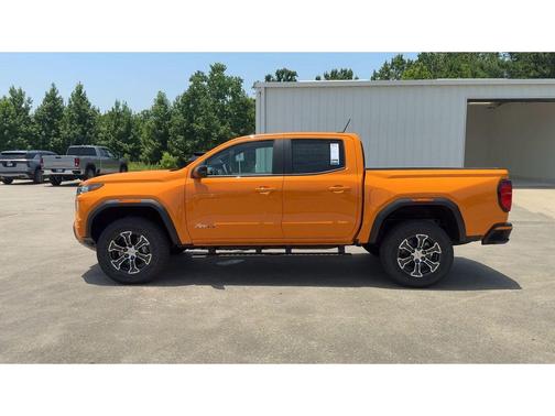 2025 GMC Canyon AT4