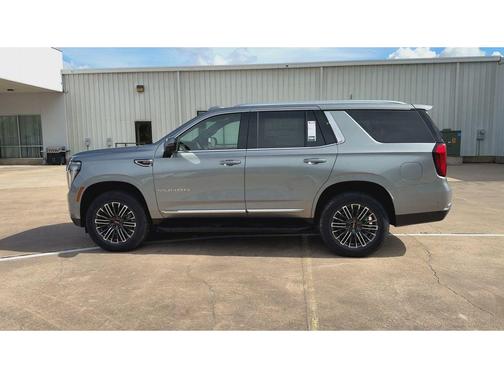 2025 GMC Yukon Elevation