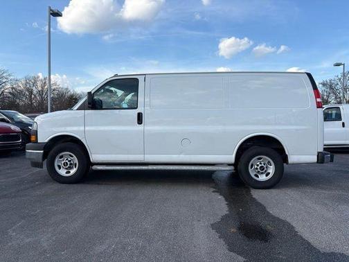 2024 GMC Savana 2500 Work Van
