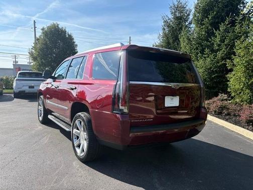 2020 Cadillac Escalade Luxury