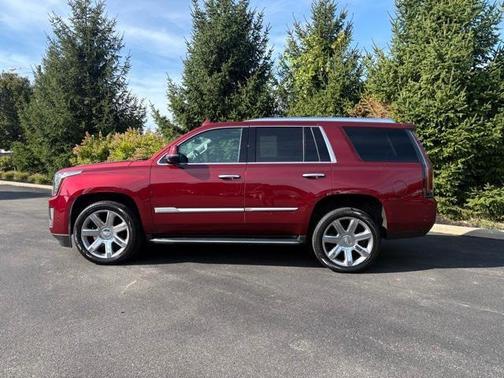 2020 Cadillac Escalade Luxury