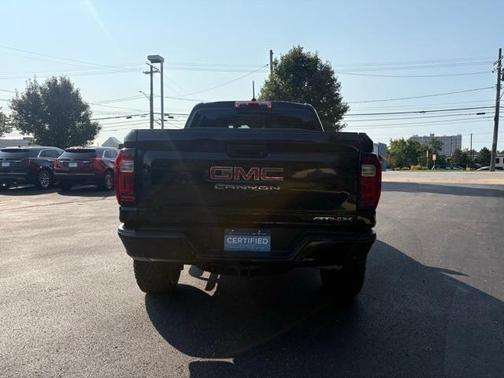 2023 GMC Canyon AT4X