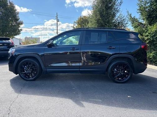 2023 GMC Terrain SLE