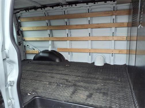 2023 GMC Savana 2500 Work Van