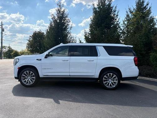 2022 GMC Yukon XL Denali