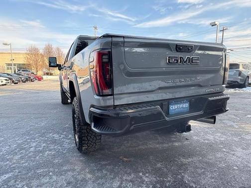 2025 GMC Sierra 2500 AT4