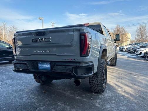 2025 GMC Sierra 2500 AT4