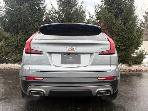 2023 Cadillac XT4 Premium Luxury