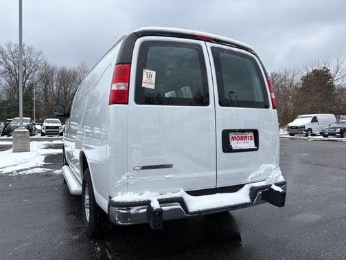 2024 Chevrolet Express 2500 RWD 2500 Regular Wheelbase WT