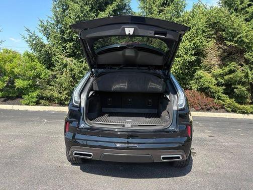 Stellar Black Metallic 2024 Cadillac XT4 Sport