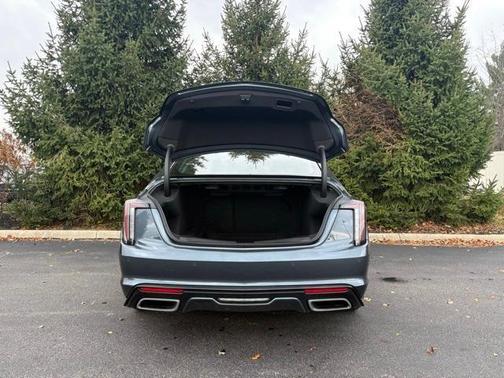 2022 Cadillac CT5 Sport