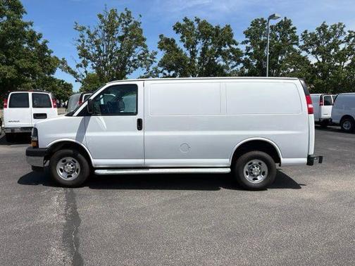 Summit White 2024 Chevrolet Express 2500 LT