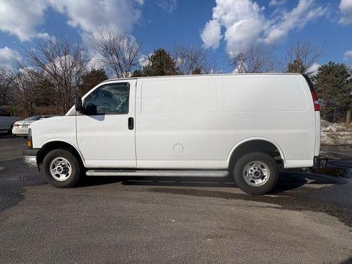 2024 GMC Savana 2500 Work Van