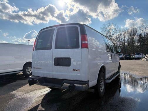 2024 GMC Savana 2500 Work Van