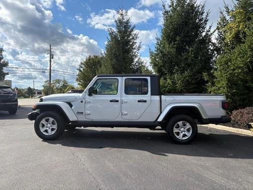 2022 Jeep Gladiator Sport S