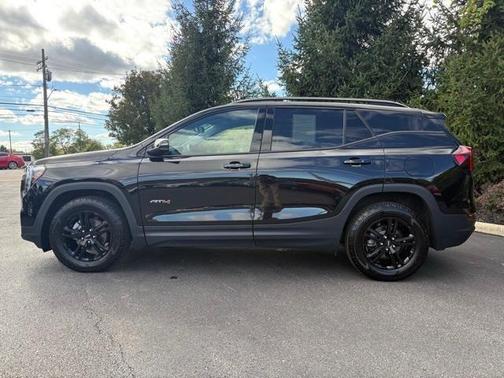 2022 GMC Terrain AWD AT4