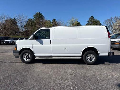 2024 GMC Savana 2500 Work Van
