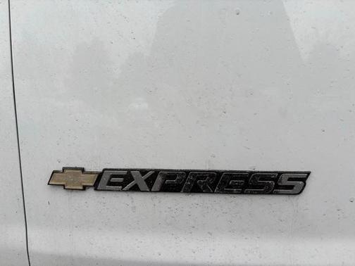 2024 Chevrolet Express 2500 RWD 2500 Regular Wheelbase WT