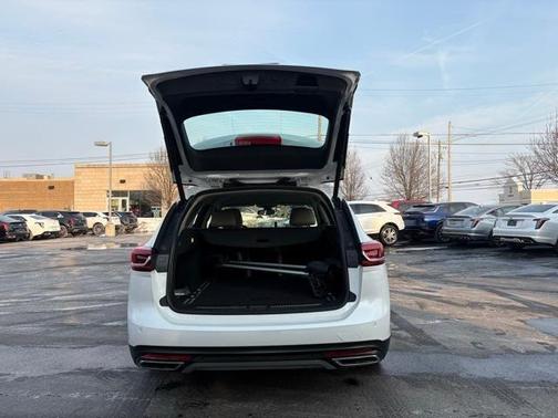 2019 Buick Regal TourX AWD Essence