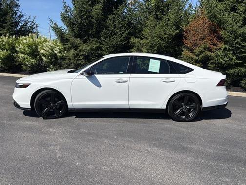 2023 Honda Accord Hybrid Base