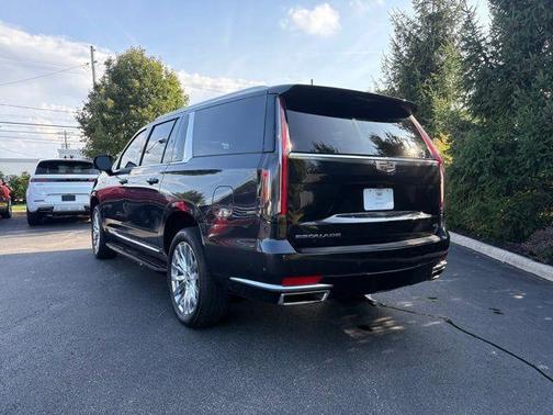 Galactic Gray Metallic 2022 Cadillac Escalade ESV Premium Luxury