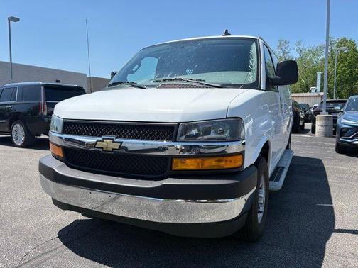 Summit White 2024 Chevrolet Express 2500 LT