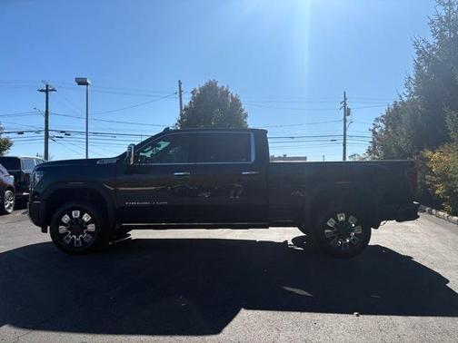 2024 GMC Sierra 2500 Denali