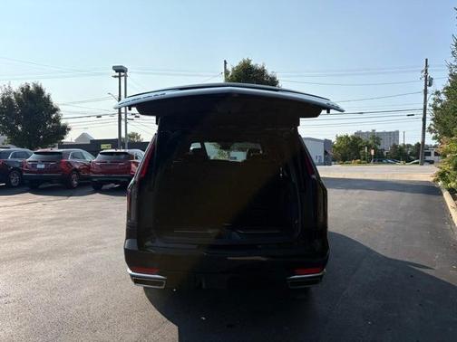 2024 Cadillac Escalade ESV Premium Luxury