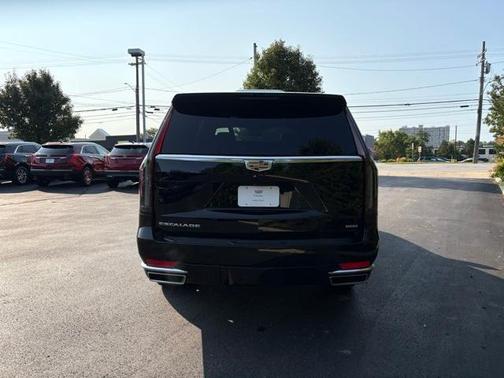 2024 Cadillac Escalade ESV Premium Luxury
